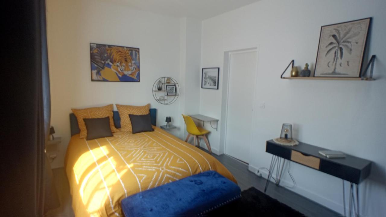 Coeur De Ville, Calme, Spacieux,parking Et Wifi ! Apartment